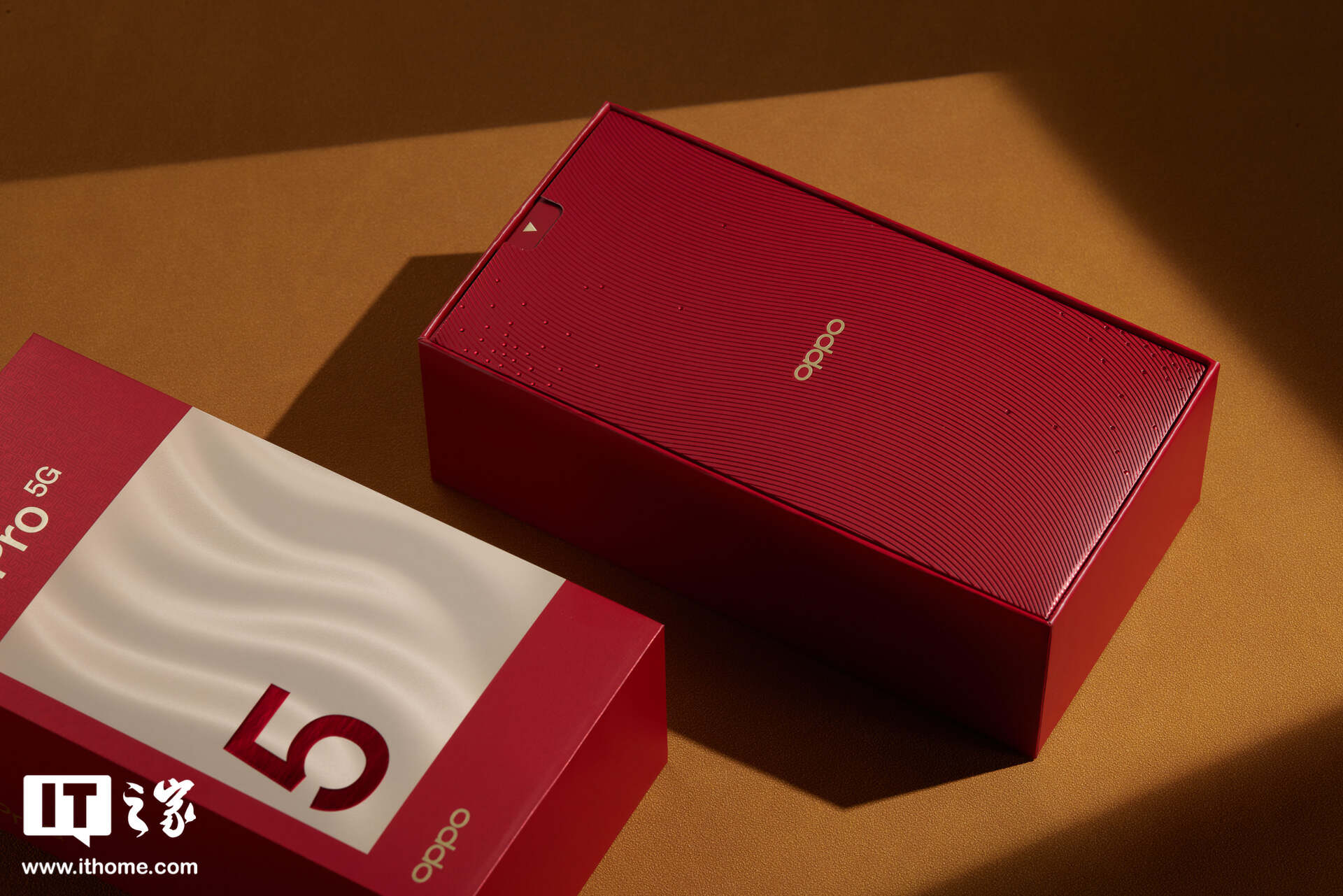【IT之家图赏】OPPO A5 Pro「新年红」实拍：超防水、超抗摔、超耐用的“新年战神”