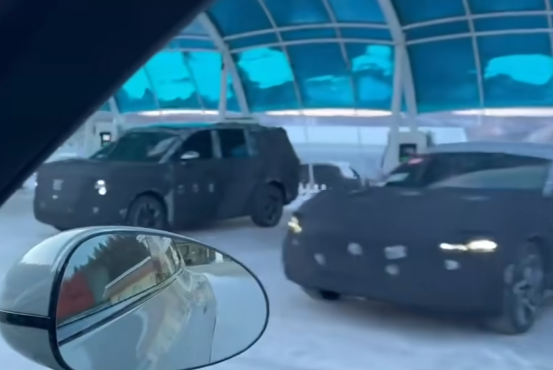 增程 SUV 大战，小米进场！