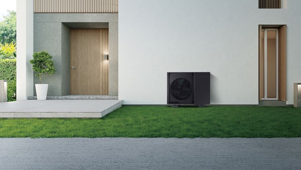 三星家用热泵 EHS 登陆美国：CES 2025 首秀，7 英寸触摸屏 + AI Home