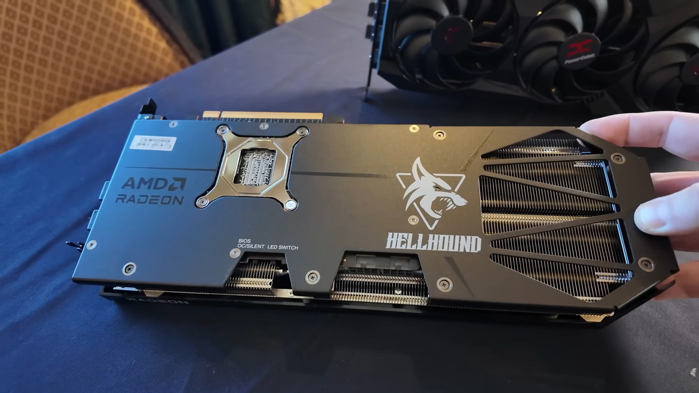 双槽紧凑设计，撼讯全新 Reaper 系列 Radeon RX 9070 XT 显卡亮相