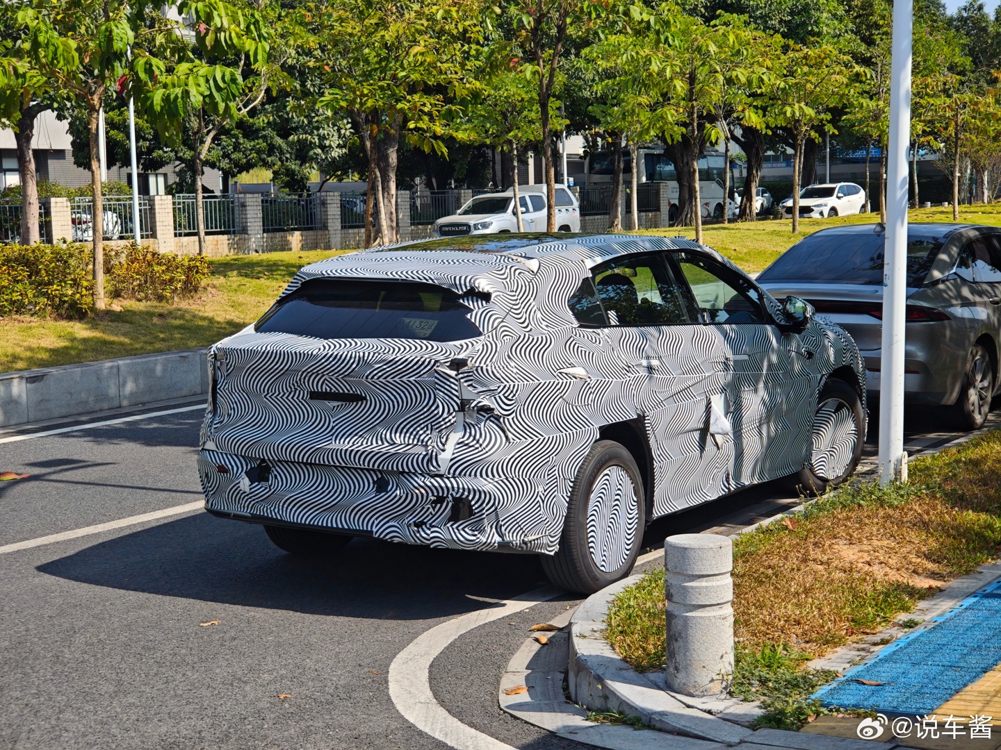 小鹏汽车品牌公关负责人暗示：“很厉害的新车”将亮相本周工信部公告
