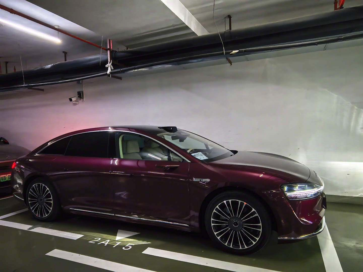 华为余承东晒自购享界 S9：感觉非常棒，百公里电耗 11.4kWh