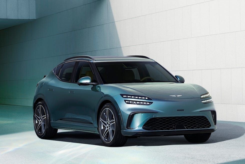 2026 款捷尼赛思 GV60 纯电 SUV 官图放出：27 英寸双联屏，续航更长、造型更酷