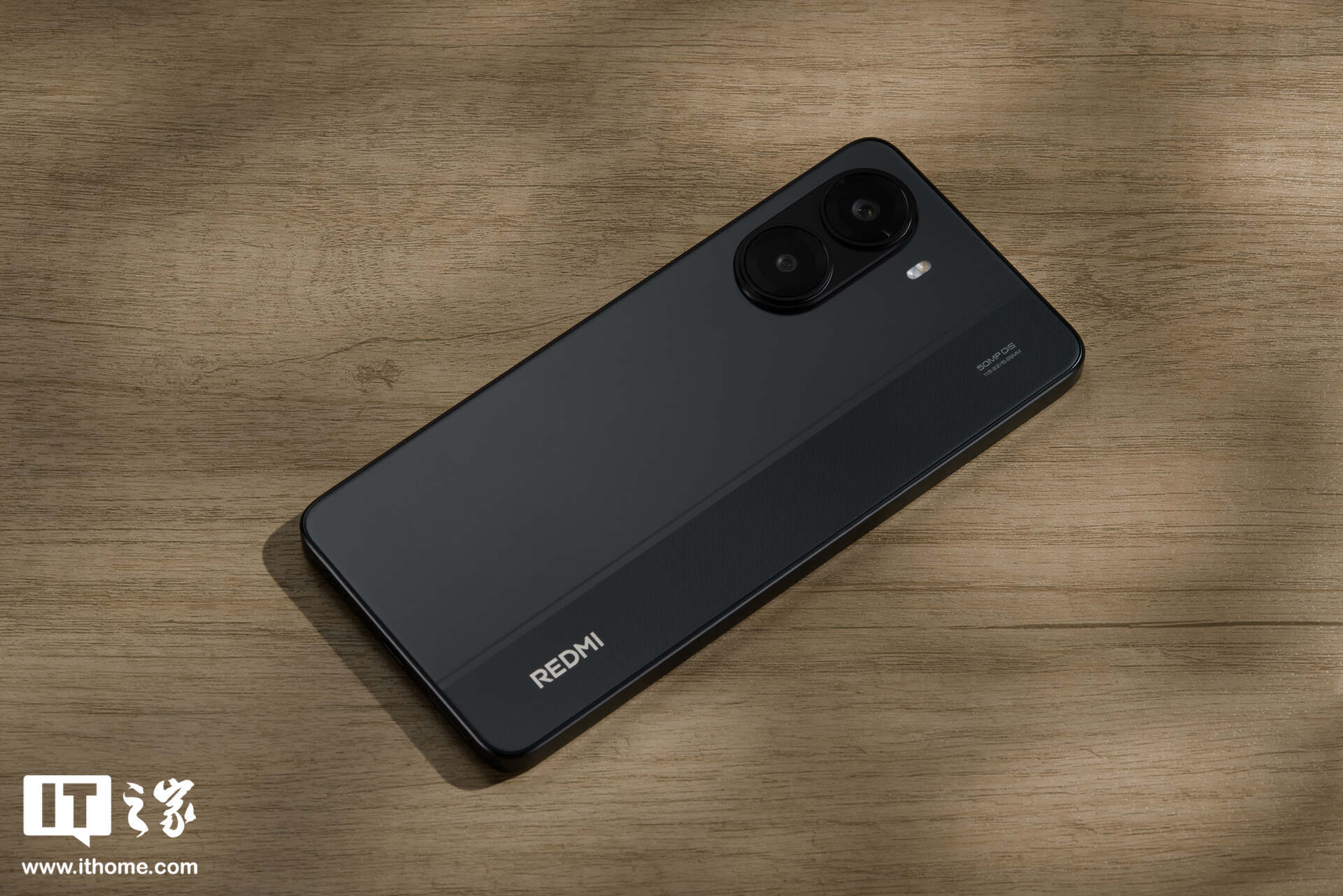 【IT之家评测室】小米 REDMI Turbo 4 上手：首发天玑 8400-Ultra，游戏性能可追旗舰机