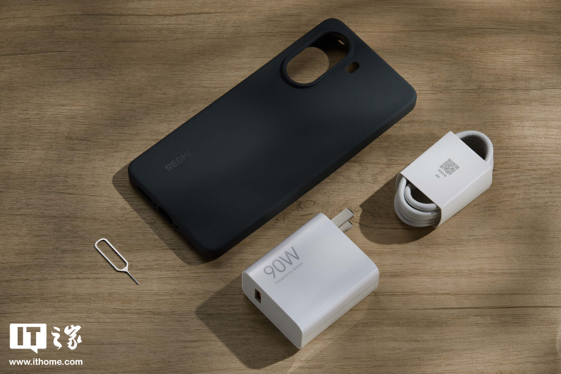 【IT之家评测室】小米 REDMI Turbo 4 上手：首发天玑 8400-Ultra，游戏性能可追旗舰机