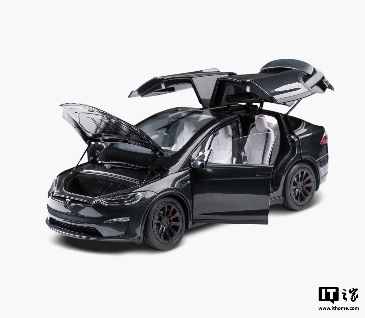 特斯拉中国 2024 款 Model S / X 汽车模型开售：1:18 比例，1499 元