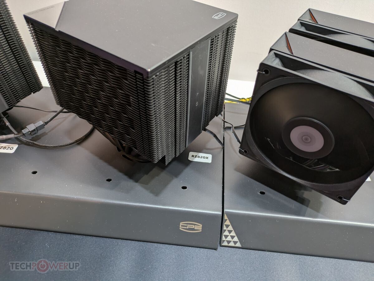 超频三多款风冷散热器新品亮相 CES 2025，RZ820 单风扇版领衔