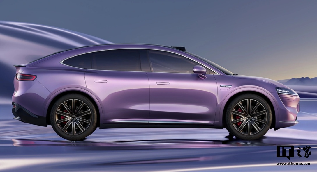鸿蒙智行首款轿跑 SUV 智界 R7 增程版车型开启全国交付
