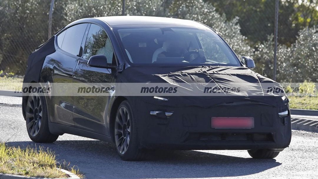 2026 款特斯拉 Model Y 路测图曝光，深度改款堪比换代