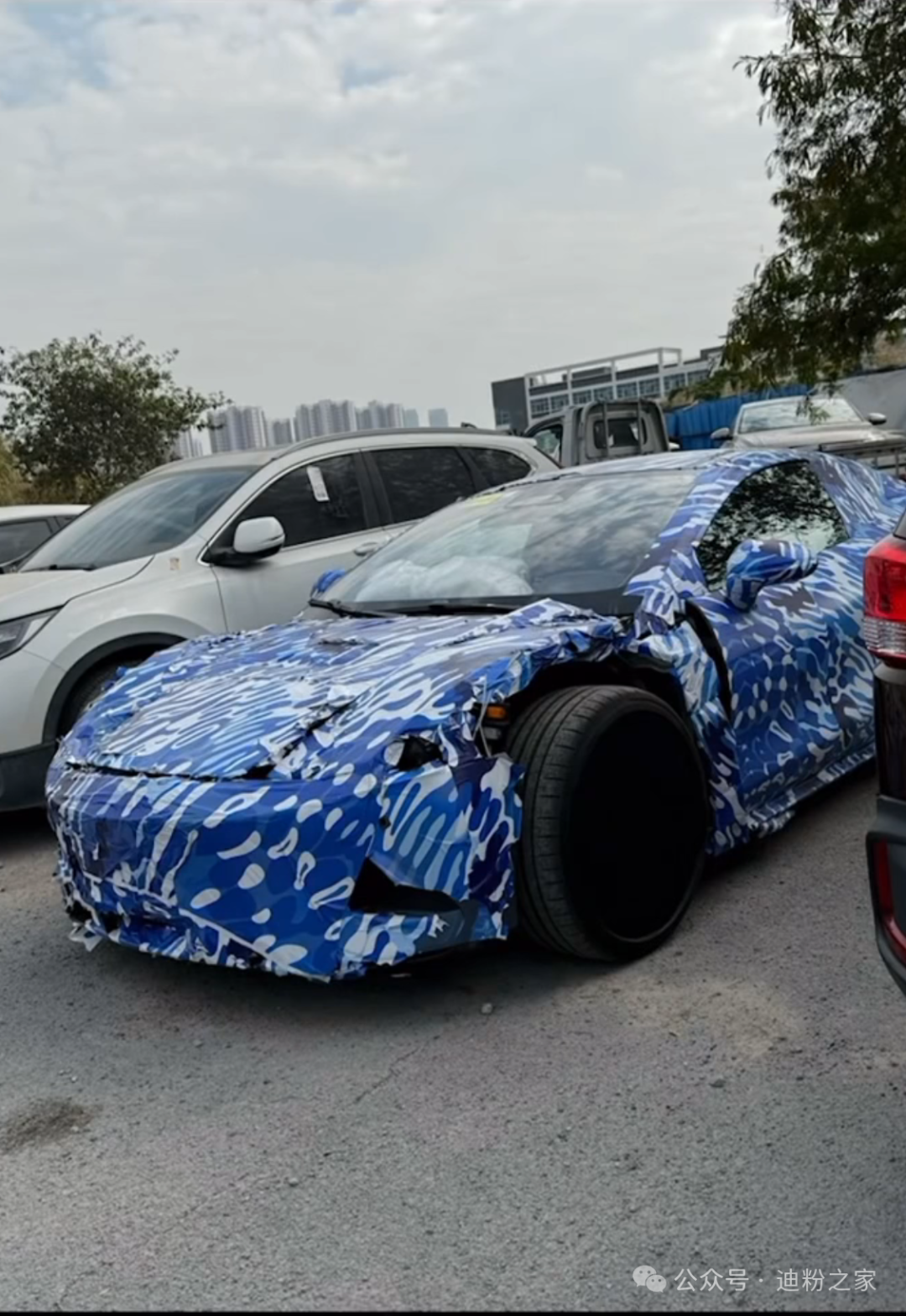 比亚迪全新跑车谍照曝光：有望归属腾势，性能对标保时捷 911