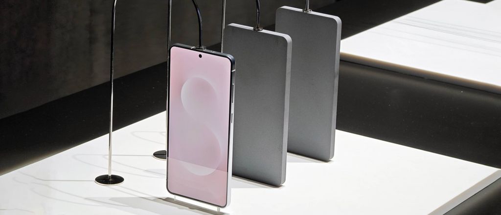 三星最薄旗舰 Galaxy S25 Edge 手机被曝用“减配”版高通骁龙 8 至尊版芯片