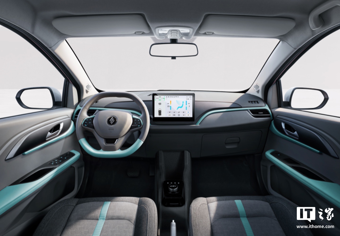江铃易至 EV3 PLUS 纯电掀背车上市：CLTC 续航 330 公里，6.28 万元起