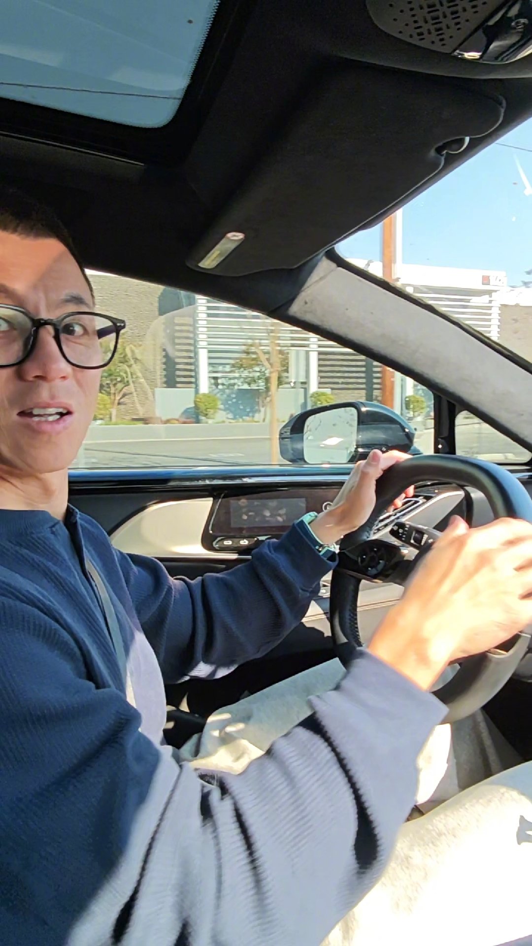 法拉第未来 FF 91 车评人首曝内部体验，直言“基本没啥优点”