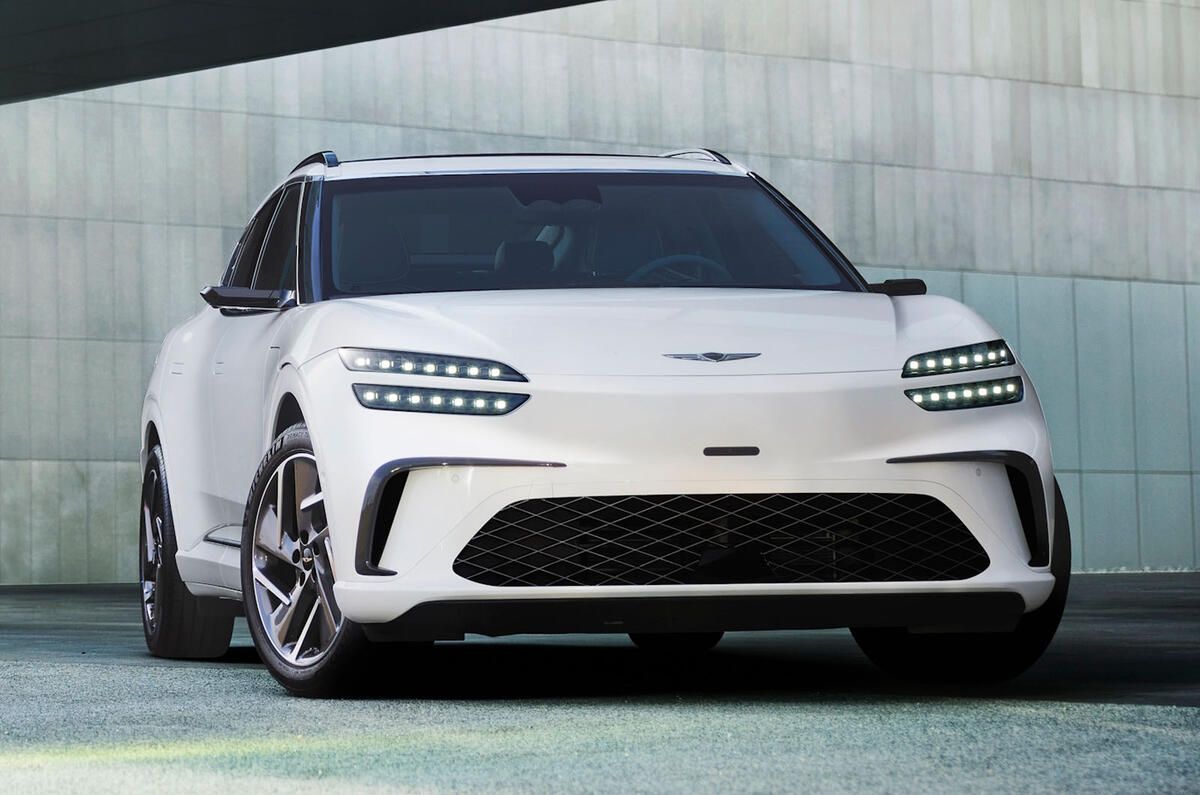2026 款捷尼赛思 GV60 纯电 SUV 官图放出：27 英寸双联屏，续航更长、造型更酷