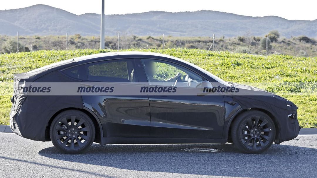 2026 款特斯拉 Model Y 路测图曝光，深度改款堪比换代