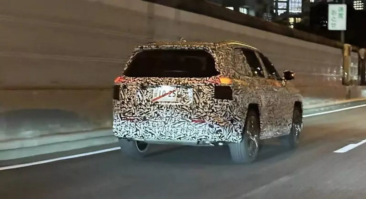 采用全新设计语言，新一代广汽丰田威兰达（RAV4 姊妹车）曝光