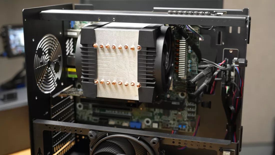 全球最快 Arm 台式机诞生：System76 Thelio Astra 登场，Cinebench 2024 跑分破 5000