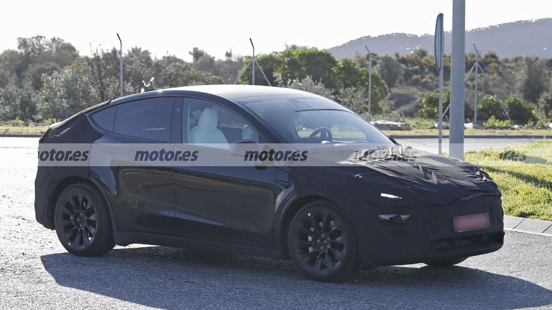 2026 款特斯拉 Model Y 路测图曝光，深度改款堪比换代