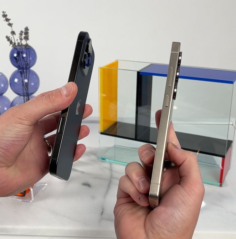巅峰对决：三星 S25 Ultra vs 苹果 iPhone 16 Pro Max