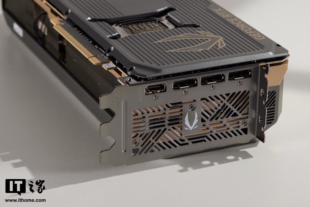 【IT之家评测室】索泰 GEFORCE RTX 5080 16GB SOLID OC 显卡评测：DLSS 4 黑科技加持，4K 帧率颠覆想象