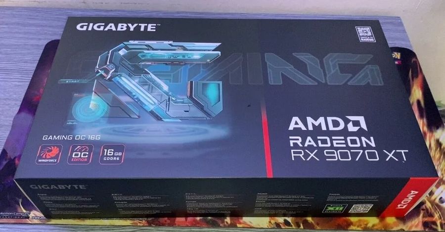 AMD Radeon RX 9070 XT 显卡曝光，确认 64 个 RDNA 4 计算单元