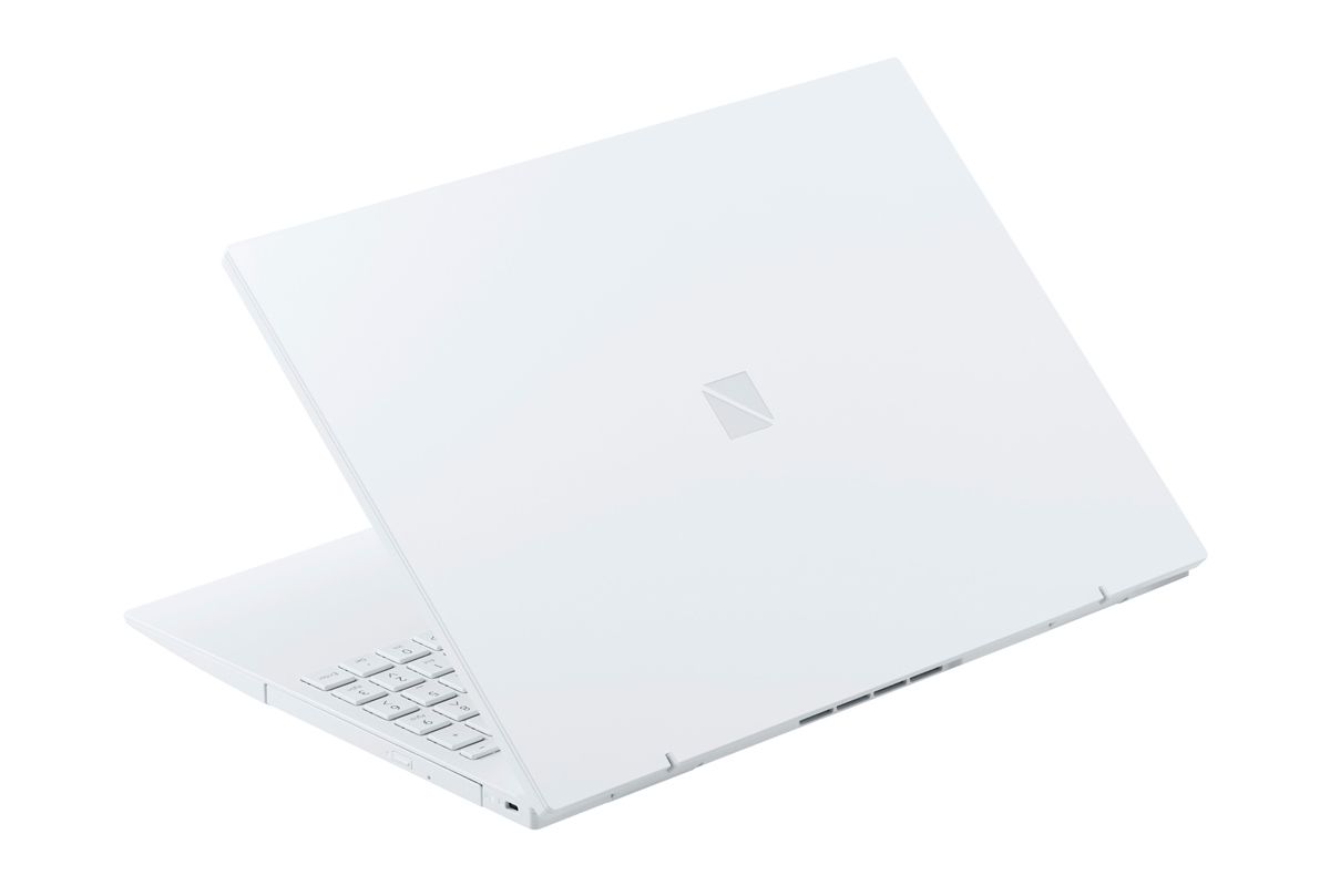 Dynabook 和 NEC 逆潮流，2025 新款笔记本仍坚守配备光驱