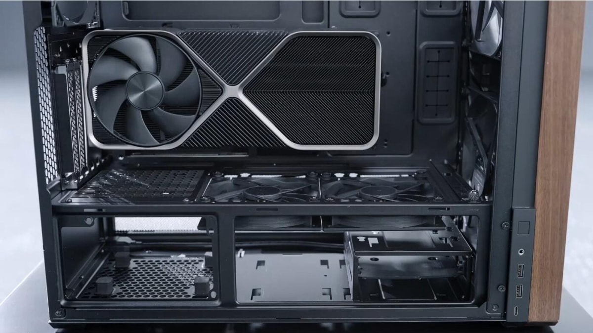 联力推出 LANCOOL 217 机箱：木制 + 合金风格、黑白双色，119 美元起