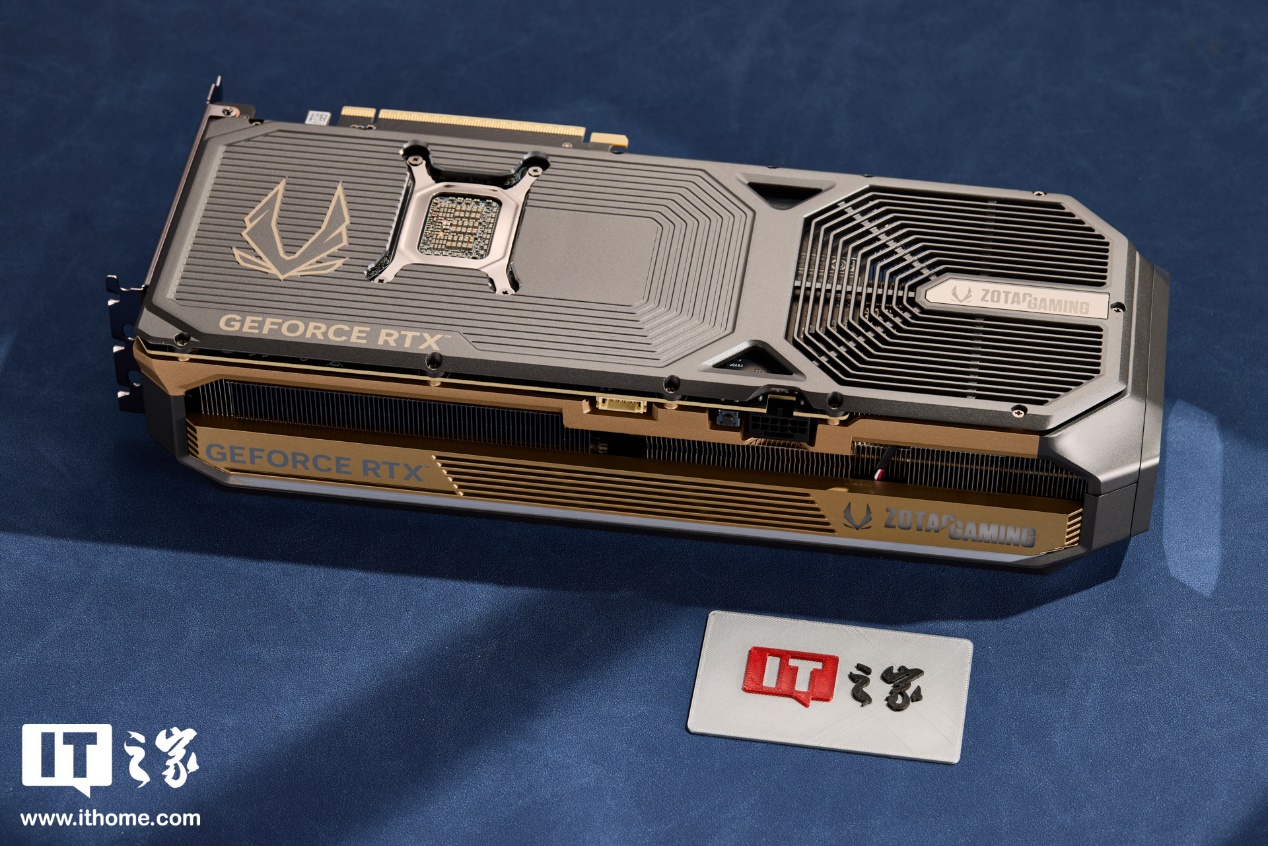【IT之家开箱】索泰 GeForce RTX 5070 Ti 16GB AMP EXTREME INFINITY 显卡图赏：黑金性能战神，延续无限镜设计