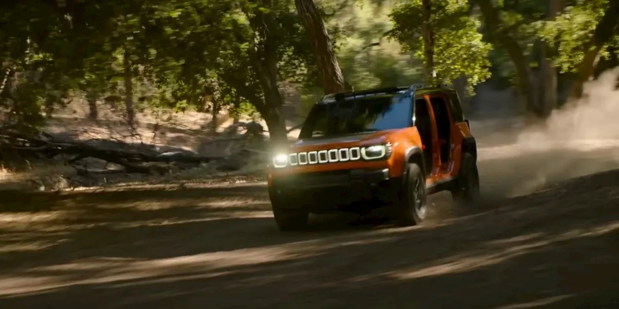要做“电动牧马人”，Jeep Recon 纯电 SUV 年内登场