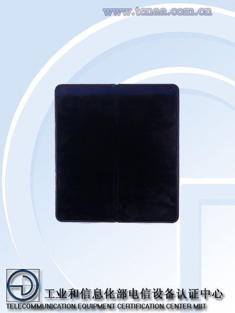 OPPO Find N5 折叠屏手机证件照公布：闭合厚度 8.93mm，2 月 20 日发布