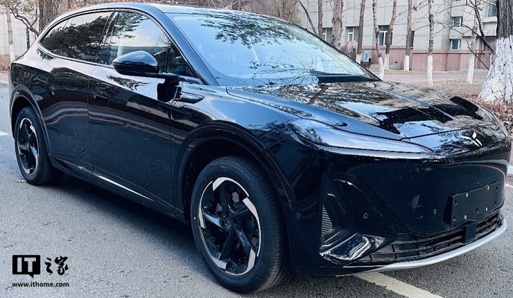 红旗 E007 项目白车身下线：纯电 SUV，预计年内上市