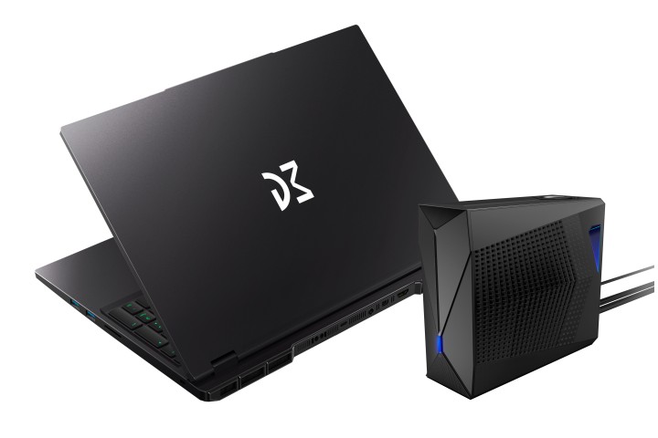 波兰厂商 Dream Machines 最早 3 月底发布其首款 AMD 锐龙 9 9955HX3D 游戏本