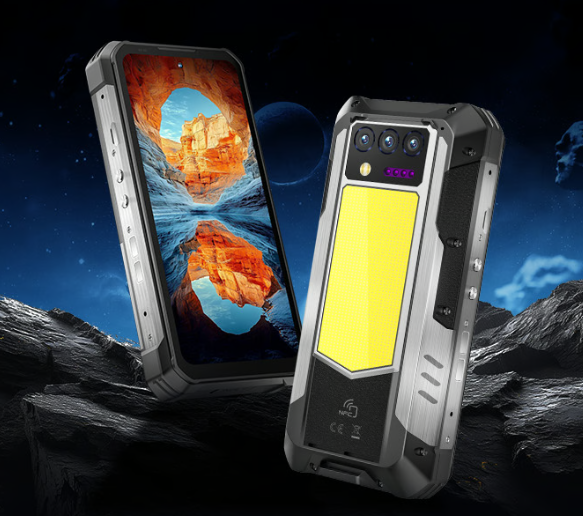 续航怪兽：Oukitel WP100 Titan 手机最早 4 月发货，配备 33000mAh 电池、1200 流明露营灯