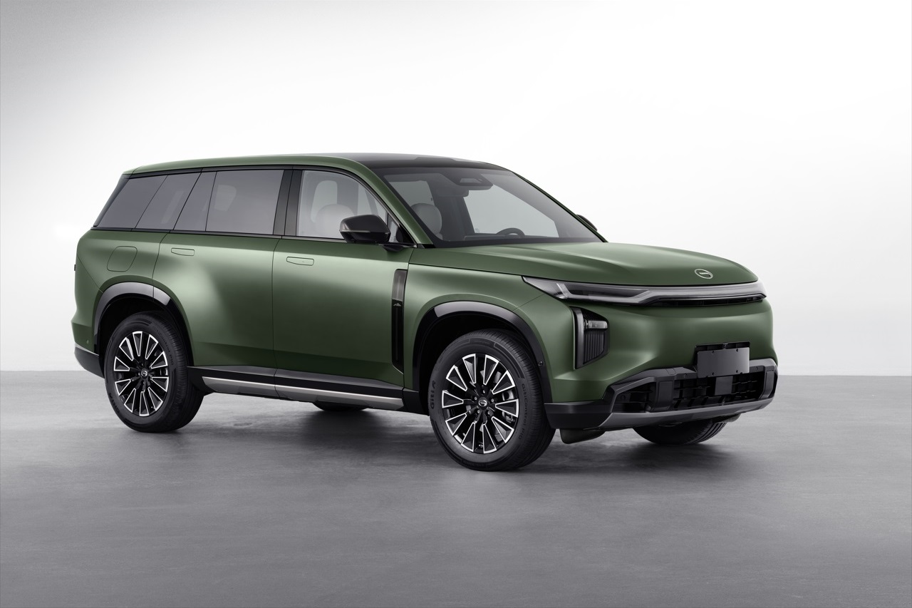 广汽传祺全新系列登场，向往 S7 插混 SUV 将于 3 月 7 日预售