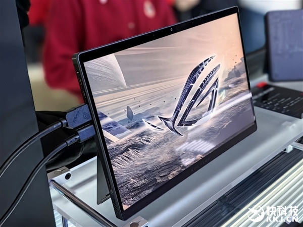 最强二合一本ROG幻X 2025发布时间宣布：独家首发AMD最强锐龙AI Max+ 395