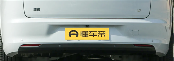 两张新车照片 凭啥让理想的市值涨400亿