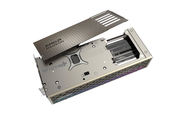 蓝宝石巨无霸版AMD RX 9070曝光！三插槽三风扇、背板可拆卸