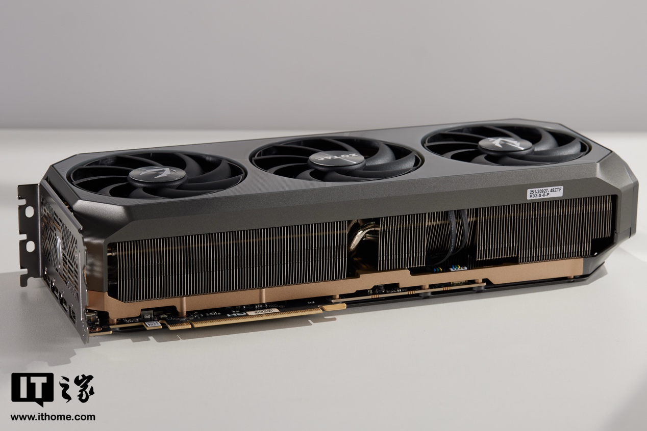 【IT之家评测室】索泰 GEFORCE RTX 5080 16GB SOLID OC 显卡评测：DLSS 4 黑科技加持，4K 帧率颠覆想象