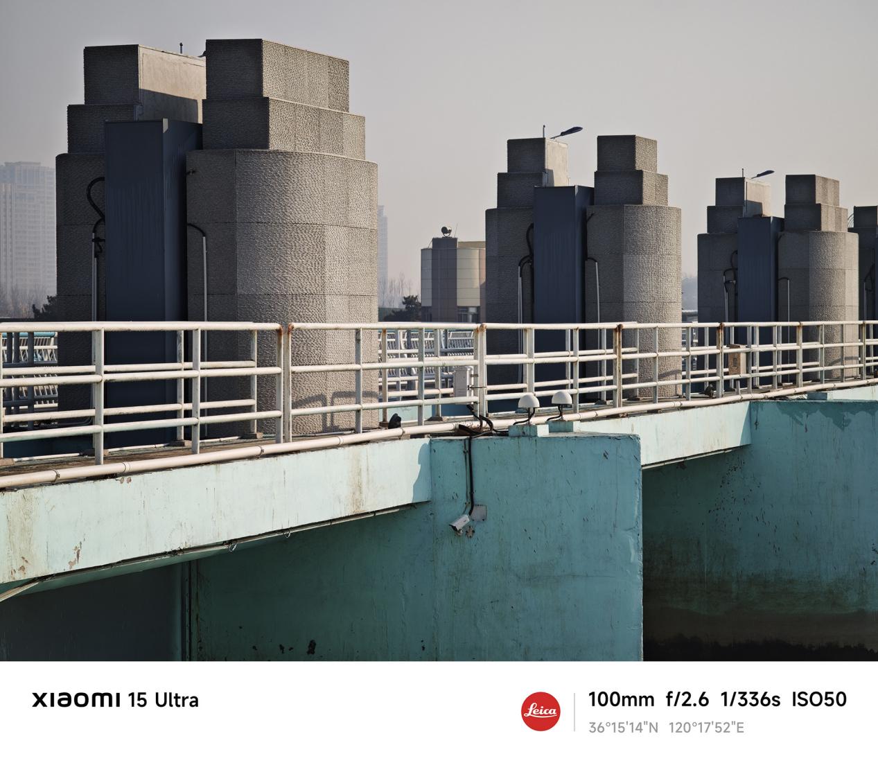 【IT之家评测室】小米 15 Ultra 手机体验：口袋里的“大三元”，主打一个纯粹