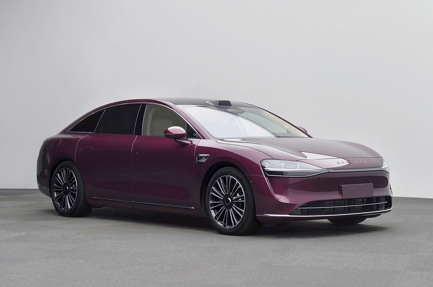 享界 S9 后驱增程版完成申报：北汽自产增程器，118KW 功率