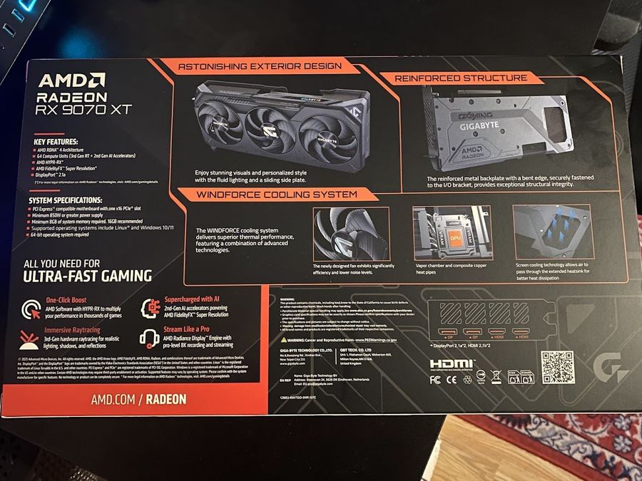 AMD Radeon RX 9070 XT 显卡曝光，确认 64 个 RDNA 4 计算单元