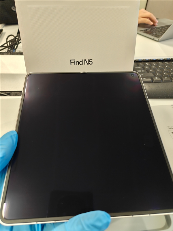 OPPO Find N5真机出炉：折痕最浅 机身全球最薄