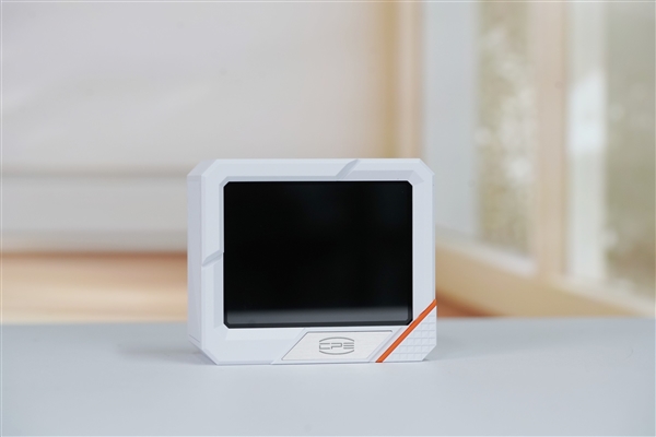 配3.5英寸显示屏！超频三北境GT360水冷散热器图赏