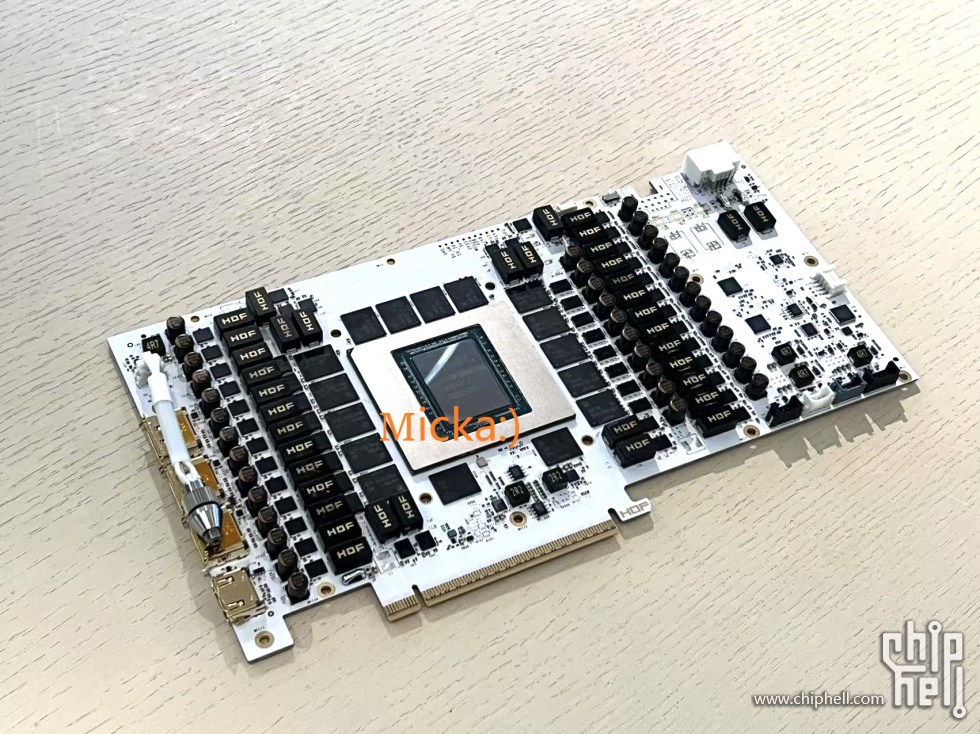 影驰 RTX 5090 D HOF OC LAB 显卡现身：36 相供电，预留第二 12V-2×6 焊盘